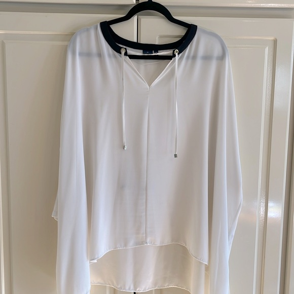 Off white blouse - Picture 1 of 6